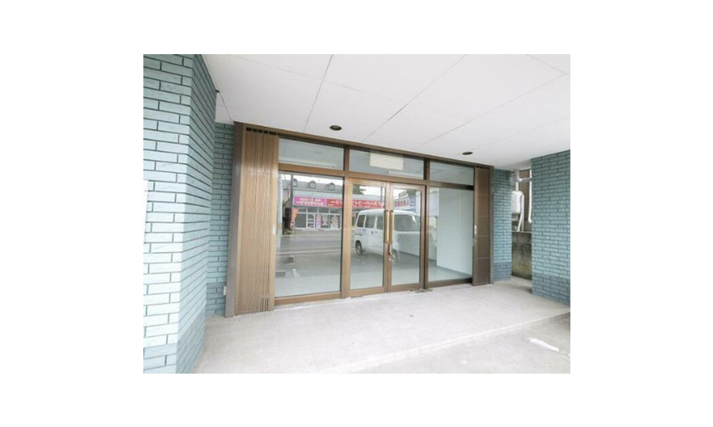 宮城県仙台市泉区南中⼭２丁⽬ 12-4バス停 南中⼭三丁⽬バス停 停歩2分の物件情報の物件画像3