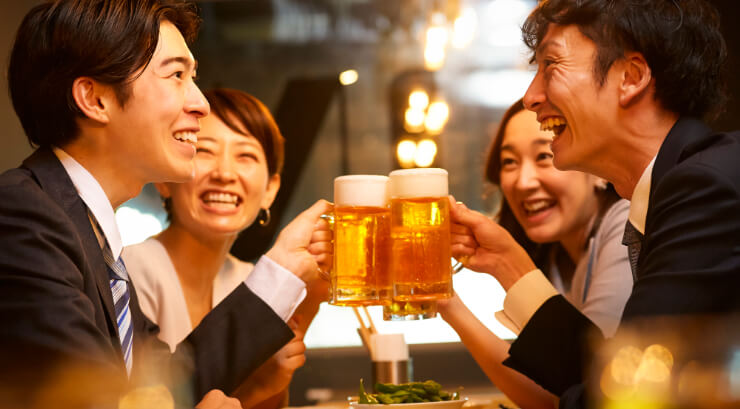 これからの新定番!?今注目を集めている「セルフ飲み居酒屋」とは? | テンポスフードメディア